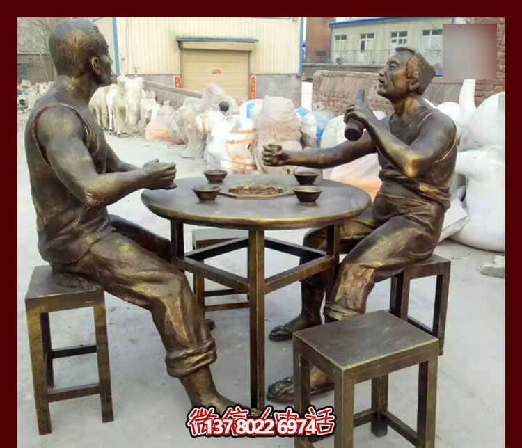 傳承文化，融入雕塑，銅雕人物給你一個(gè)古典的庭院別墅