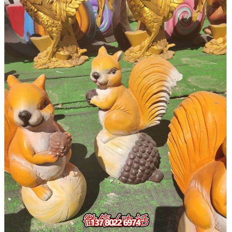 集游樂、景觀、動物園于一體的玻璃鋼仿真卡通動物游樂場