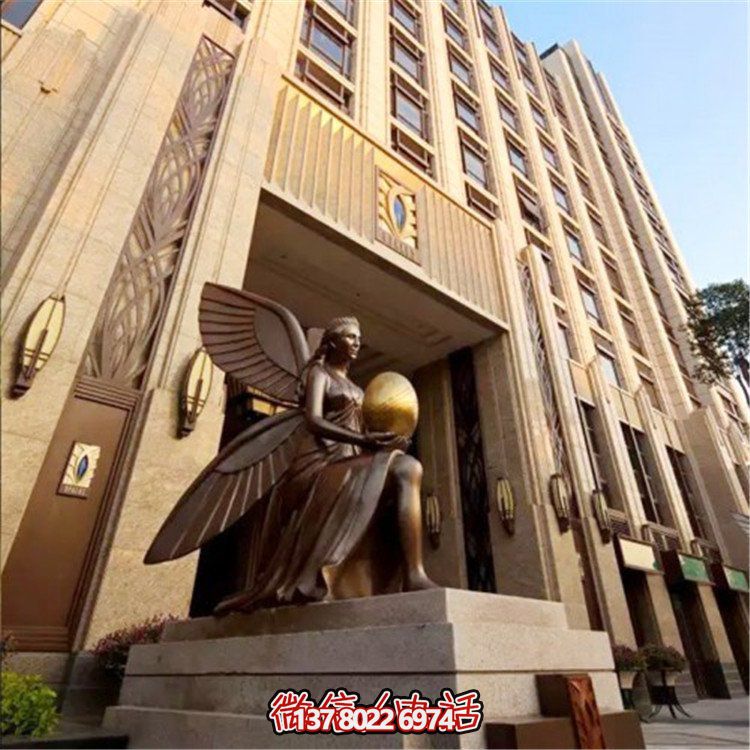 玻璃鋼仿銅西方女人物雕塑，為小區(qū)、寫字樓門前添彩