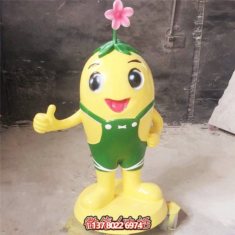 玻璃鋼卡通人物雕塑，給幼兒園創(chuàng)意擺放