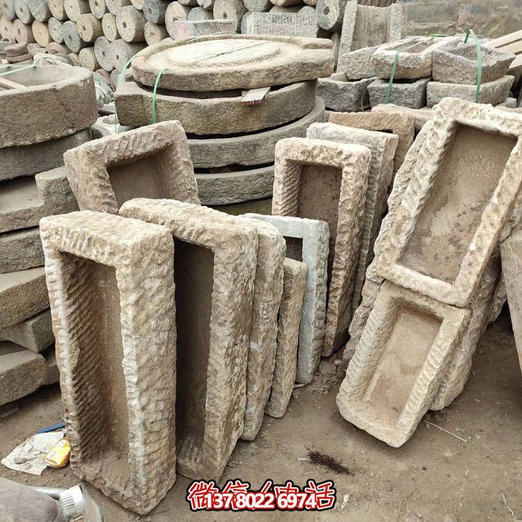 經典石雕老石槽，點綴青石園林景觀