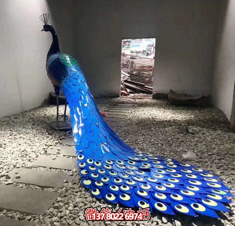 優(yōu)質(zhì)不銹鋼孔雀雕塑，為城市廣場添彩