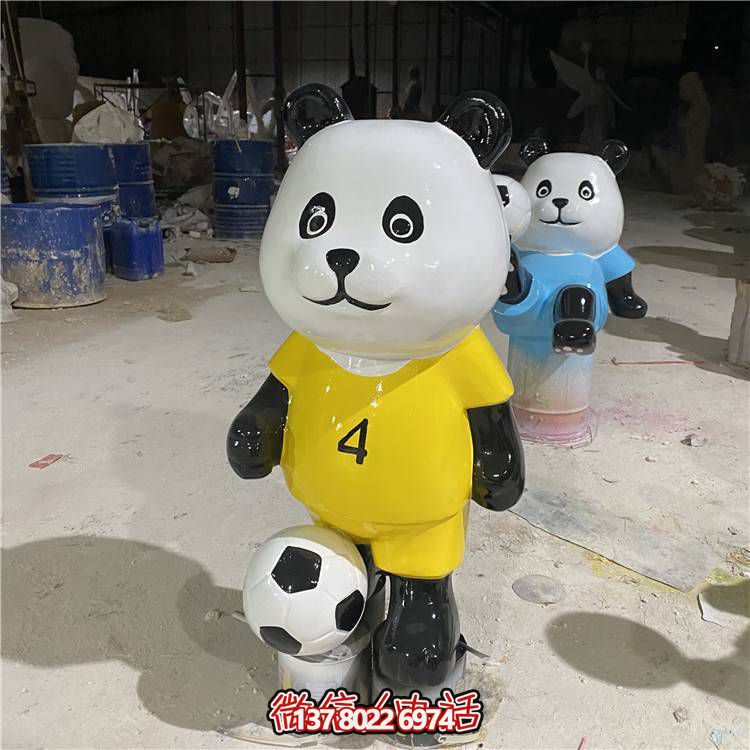 足球旅游景區(qū)，讓你玩轉(zhuǎn)卡通公仔和雕塑