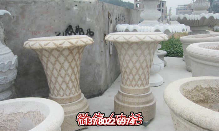 聚焦傳統(tǒng)文化，打造完美的自然景觀——大理石花籃花盆雕塑系列