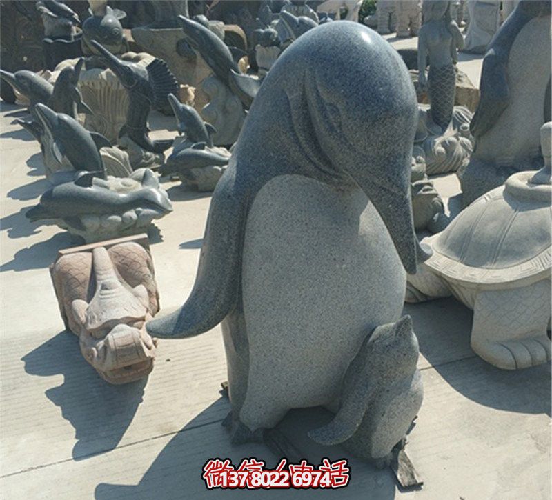 企鵝雕塑，讓公園更加精彩