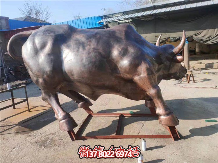 大型銅牛景觀(guān)雕塑，招財(cái)擺件