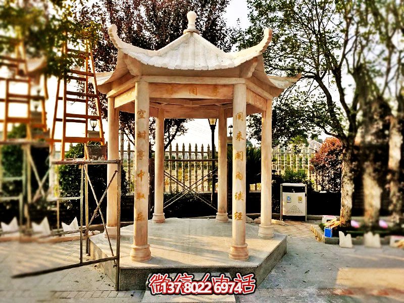 仿古涼亭，擺放在庭院里，欣賞美麗晚霞，營造休閑小區(qū)紅色氛圍