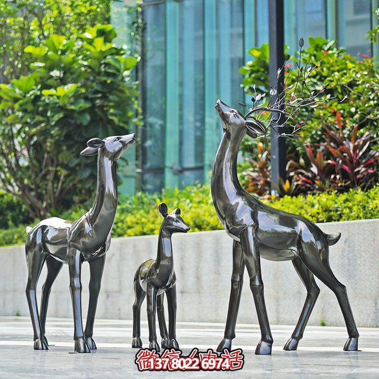 玻璃鋼制仿銅小鹿擺件，點(diǎn)綴戶外園林景觀