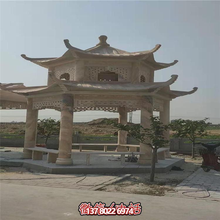 雙層紅雕涼亭，觀(guān)賞絕美晚霞，享受乘涼樂(lè)趣