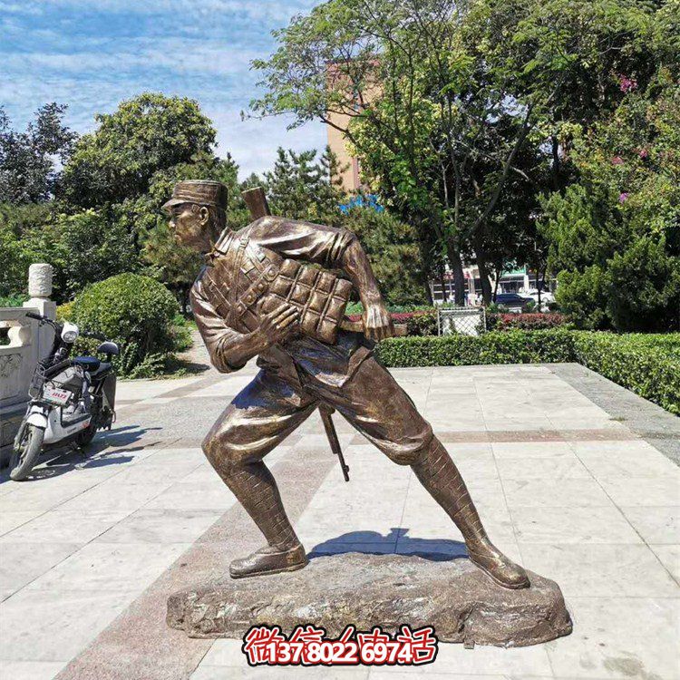 沖鋒，仿銅戰(zhàn)士雕塑——玻璃鋼的藝術(shù)之作