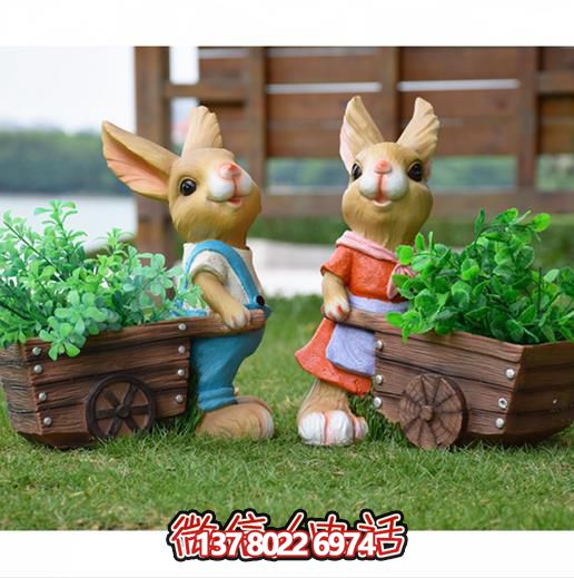 可愛(ài)兔子雕塑，點(diǎn)綴玻璃鋼戶外園林景觀