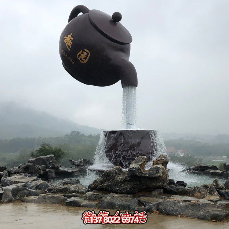 這款創(chuàng)意玻璃鋼懸空流水?dāng)[件，是一款非常適合大型園林景區(qū)及戶外空間裝飾的藝術(shù)品