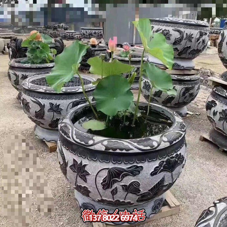 經(jīng)典荷花石雕浮雕圓形水缸，裝點(diǎn)您的庭院