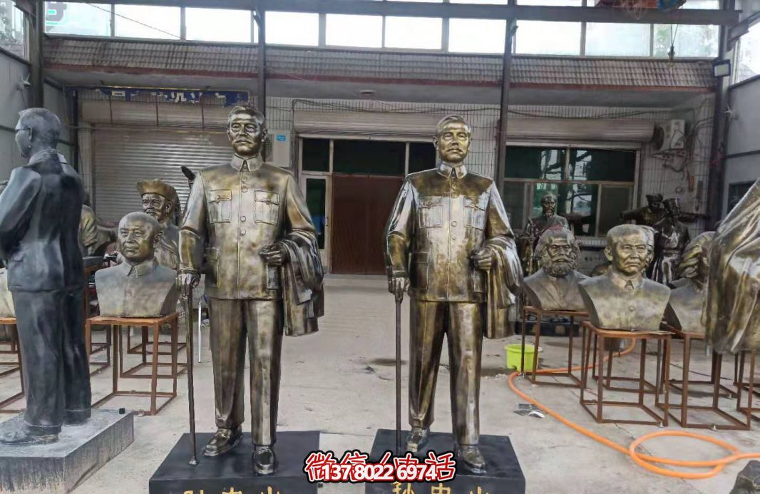 仿銅玻璃鋼孫中山雕塑，點(diǎn)亮校園景區(qū)