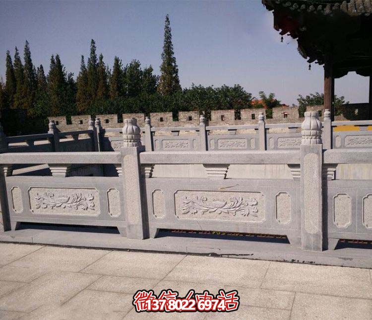 精美青石雕刻欄桿，為您的景區(qū)水池添彩
