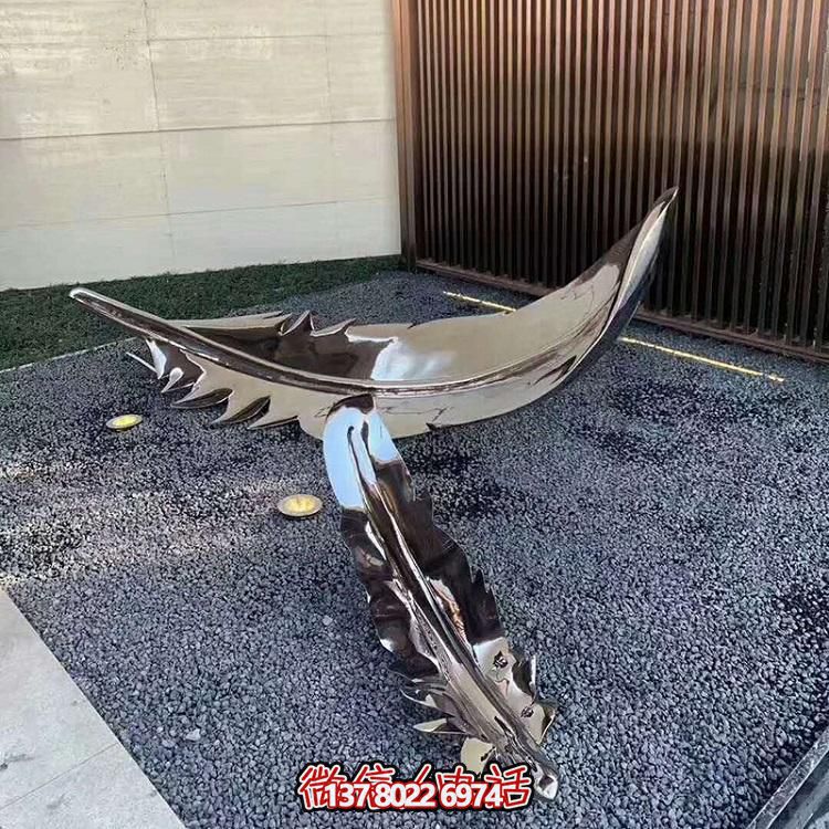 不銹鋼羽毛擺件鏡面裝飾，點亮戶外公園