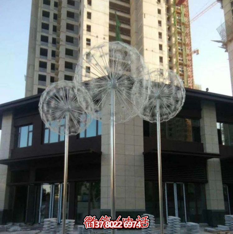 不銹鋼植物景觀雕塑，點(diǎn)綴商業(yè)酒店