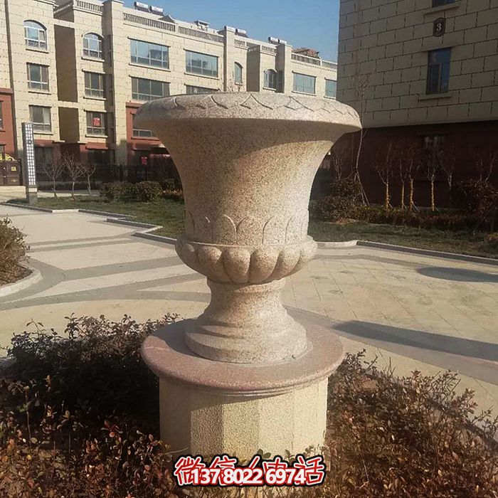 歐式裝飾石雕花盆，讓您的小區(qū)更添靚麗