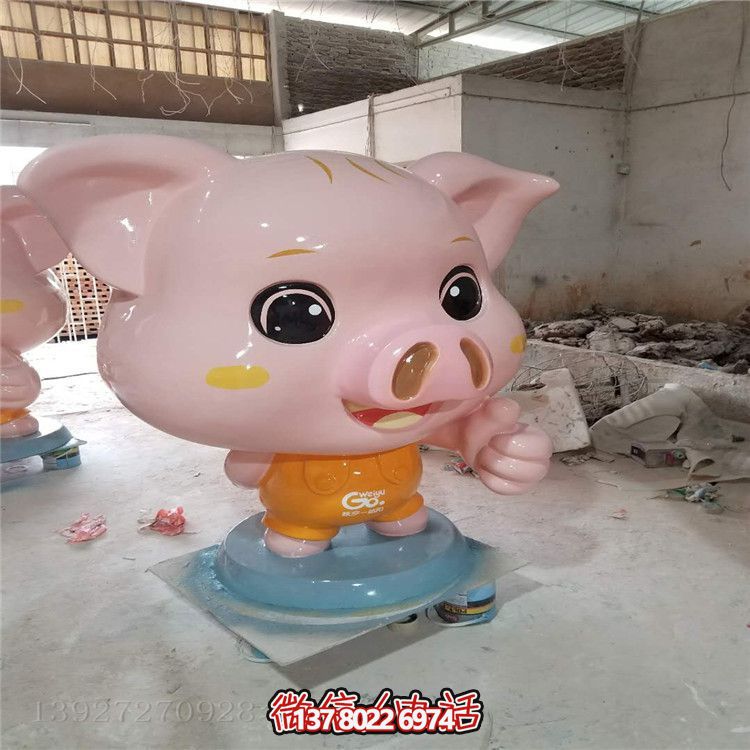 玻璃鋼豬雕塑，為您的店鋪、戶外公園增添熱鬧氣氛